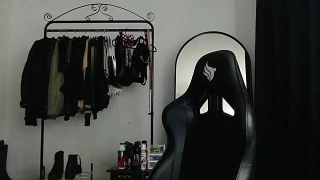 marisilva br online show from February 6, 11:48 pm