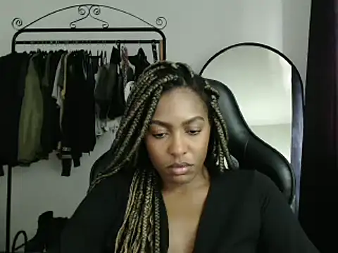 marisilva br online show from February 13, 1:48 pm