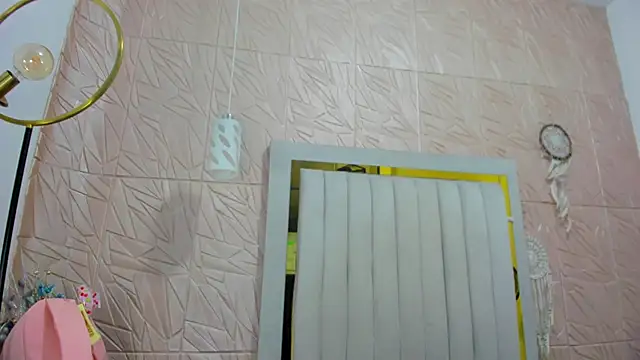 Ammy Connor1 online show from November 14, 7:45 pm