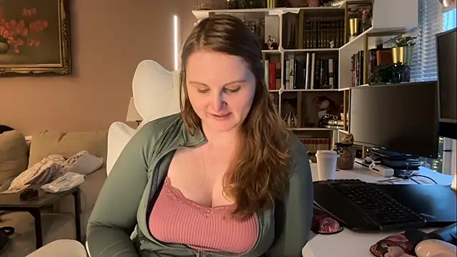 GingerSnap33 online show from January 12, 12:18 am