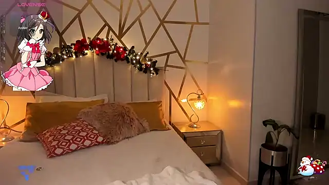 Snapshot of MiaAdams21 chatting on December 21, 3:03 am MiaAdams21 online show from December 21, 3:03 am