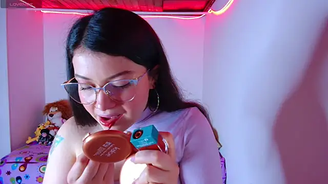 juli05star20 online show from December 2, 3:23 am