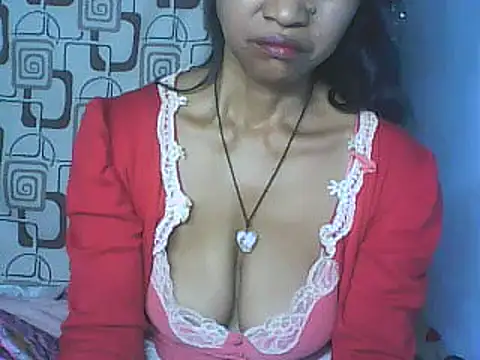 Snapshot of nene_belle chatting on May 6, 5:03 am nene belle online show from May 6, 5:03 am