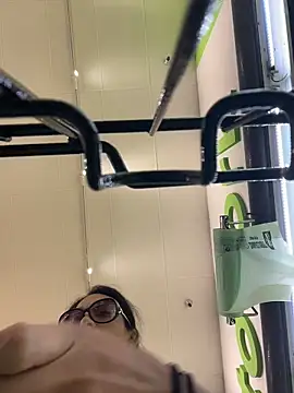 starrynikki online show from November 24, 6:07 pm