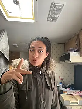 starrynikki online show from February 4, 4:24 pm