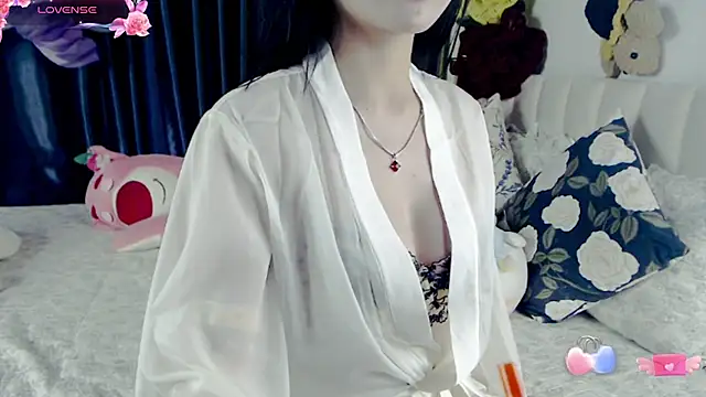 Snapshot of Nacy-Moonlight chatting on December 10, 4:38 pm Nacy-Moonlight online show from December 10, 4:38 pm