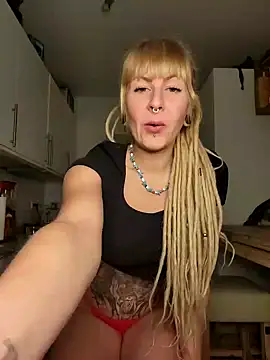 Jenna-Lia online show from December 14, 6:46 am