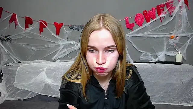 MargaritaKiss online show from October 14, 7:14 pm