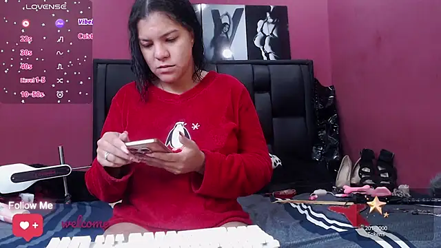Snapshot of Karly_Grey_s chatting on June 17, 2:18 pm Karly Grey s online show from June 17, 2:18 pm
