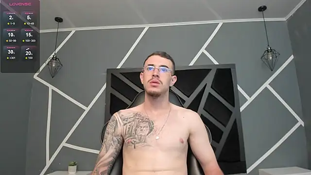 Snapshot of CodyWalkerR chatting on October 2, 5:31 pm CodyWalkerR online show from October 2, 5:31 pm