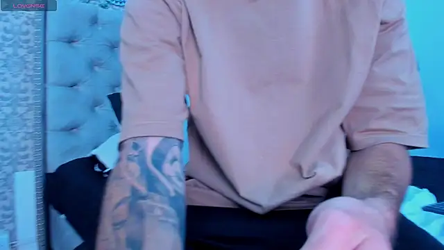 Snapshot of CodyWalkerR chatting on November 22, 5:12 pm CodyWalkerR online show from November 22, 5:12 pm