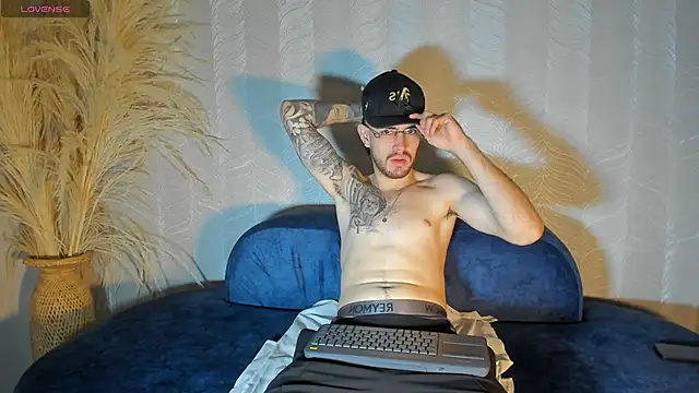 Snapshot of CodyWalkerR chatting on June 21, 5:37 pm CodyWalkerR online show from June 21, 5:37 pm