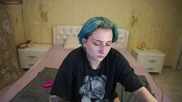 LunaaMayy online show from October 31, 3:35 pm