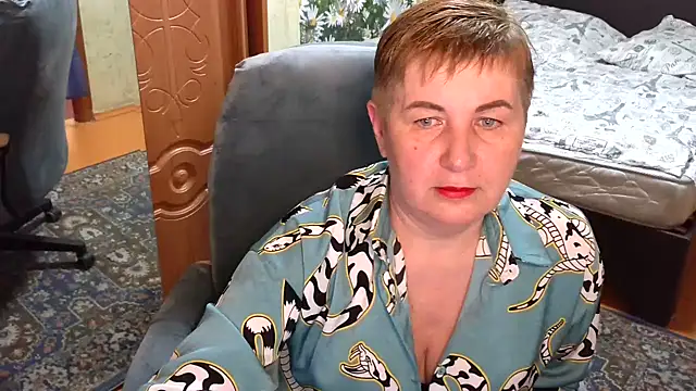 NicoleOlla online show from February 28, 12:20 pm