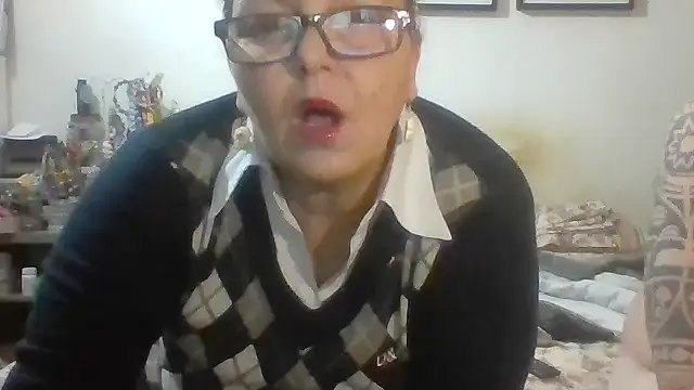 Snapshot of brasiliana49 chatting on May 10, 10:15 pm brasiliana49 online show from May 10, 10:15 pm