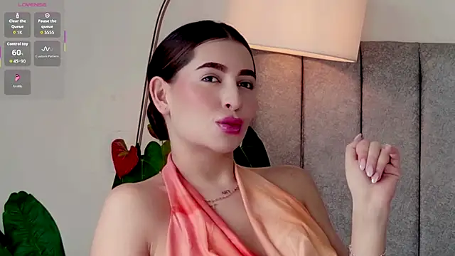 caralella online show from May 1, 8:35 pm