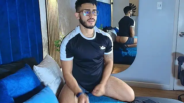 Liam Kleiin online show from July 17, 11:17 am