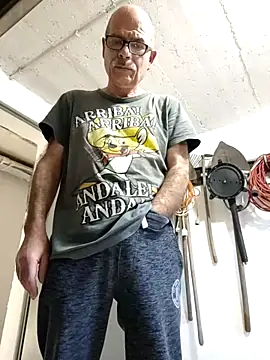 bottomhairy online show from March 2, 3:16 pm