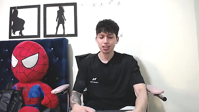 Snapshot of _Thomas_hot_ chatting on November 7, 4:12 am Thomas hot online show from November 7, 4:12 am