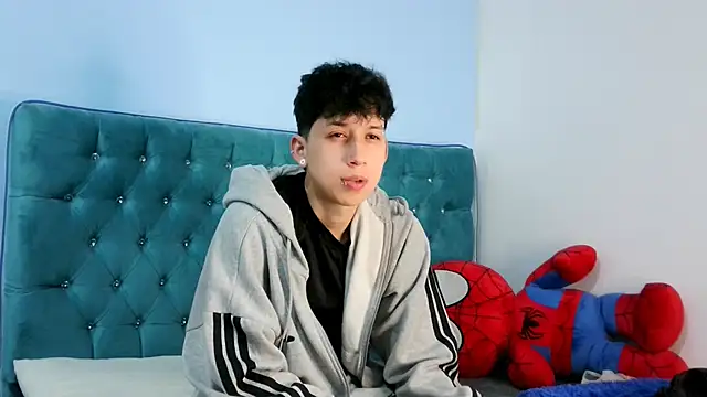 Snapshot of _Thomas_hot_ chatting on January 13, 3:34 am Thomas hot online show from January 13, 3:34 am