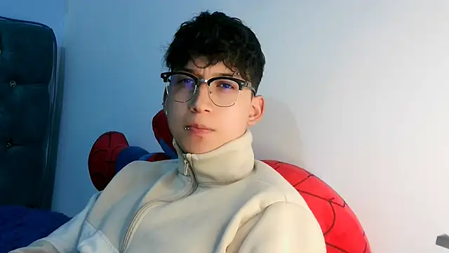 Snapshot of _Thomas_hot_ chatting on February 25, 2:10 am Thomas hot online show from February 25, 2:10 am