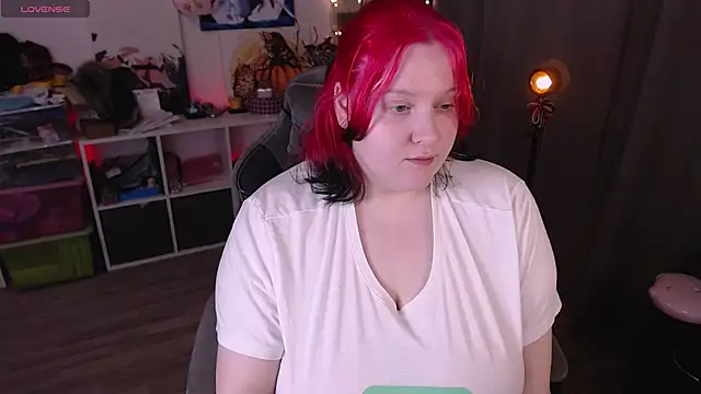 lissamuff online show from February 26, 7:31 am