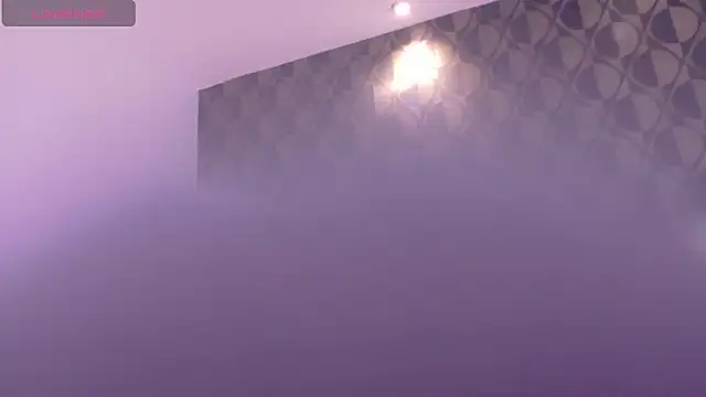 Snapshot of SharomRoss chatting on January 15, 7:01 pm SharomRoss online show from January 15, 7:01 pm