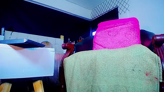 bellatrixx 69 online show from December 20, 11:39 am