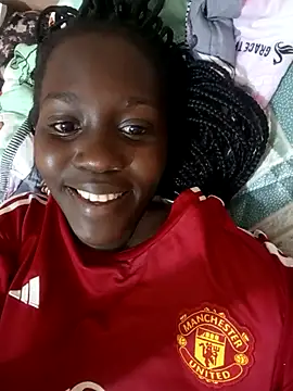 Snapshot of Swirly_blac chatting on October 14, 10:38 am Swirly blac online show from October 14, 10:38 am