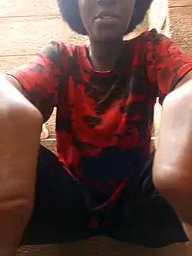 Snapshot of Swirly_blac chatting on November 20, 7:19 am Swirly blac online show from November 20, 7:19 am