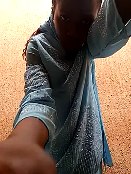 Swirly blac online show from March 1, 10:06 am