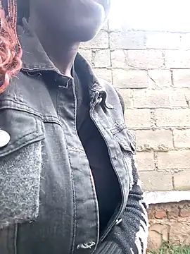 Swirly blac online show from March 2, 8:21 am