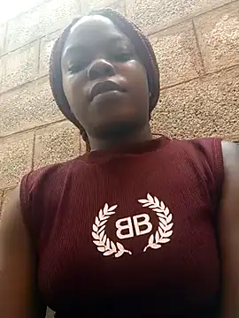 Snapshot of Sarie_sho chatting on March 2, 6:16 am Sarie sho online show from March 2, 6:16 am