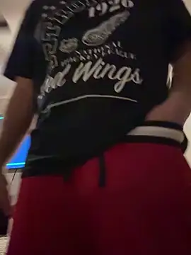 Snapshot of ryand12804 chatting on January 2, 3:48 am ryand12804 online show from January 2, 3:48 am