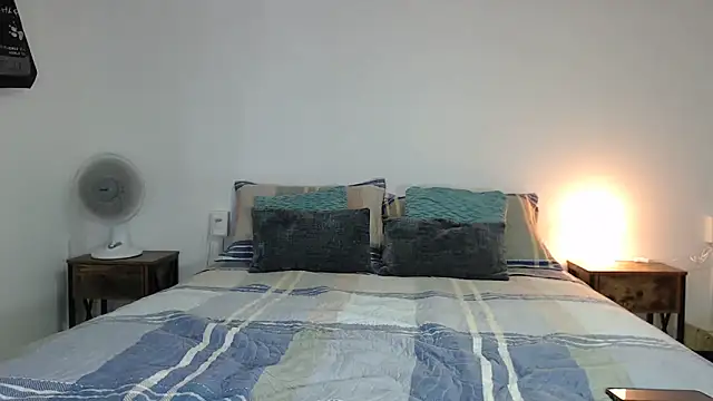 flowerdirtty online show from November 26, 10:55 pm