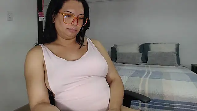 flowerdirtty online show from May 12, 5:32 pm