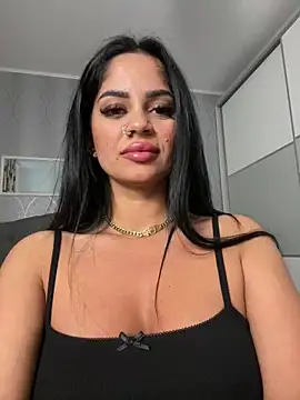 Snapshot of _adelle chatting on May 15, 12:23 pm adelle online show from May 15, 12:23 pm