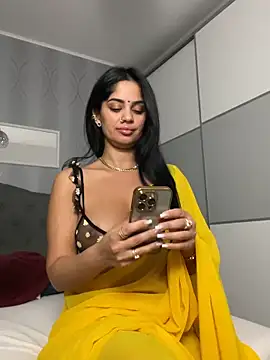 Snapshot of _adelle chatting on June 13, 12:03 pm adelle online show from June 13, 12:03 pm