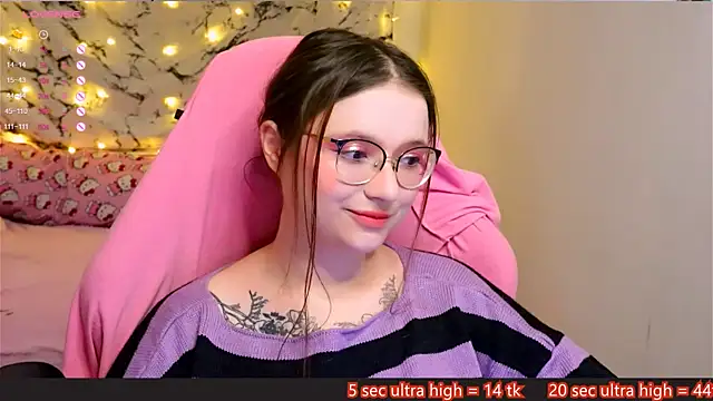 Snapshot of me__hanna chatting on January 18, 9:34 pm me hanna online show from January 18, 9:34 pm