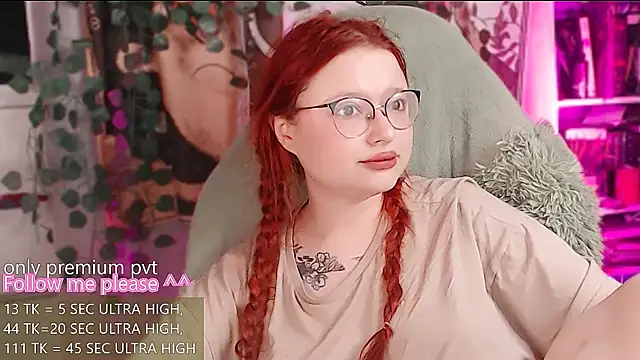 me  hanna online show from June 17, 2:14 am