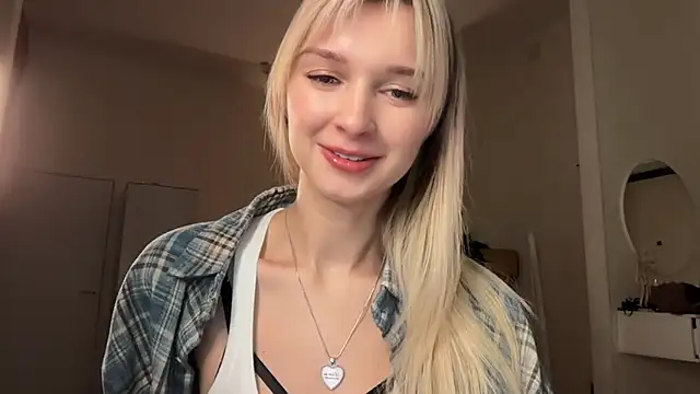 Snapshot of hereandnows_ chatting on January 16, 5:06 pm hereandnows online show from January 16, 5:06 pm