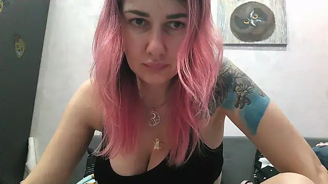 BlueXOwl online show from March 14, 6:18 pm