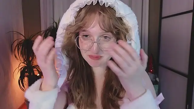 Snapshot of ELLIEJAY chatting on December 20, 2:41 am ELLIEJAY online show from December 20, 2:41 am