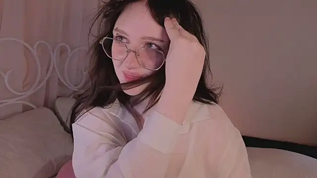 Snapshot of ELLIEJAY chatting on October 25, 5:37 am ELLIEJAY online show from October 25, 5:37 am