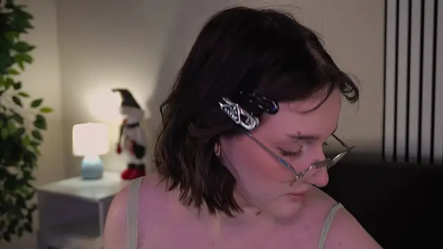 Snapshot of ELLIEJAY chatting on November 29, 5:32 am ELLIEJAY online show from November 29, 5:32 am