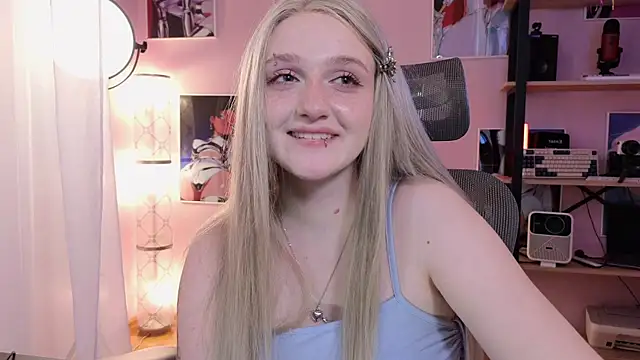 ELLIEJAY online show from May 8, 5:35 am