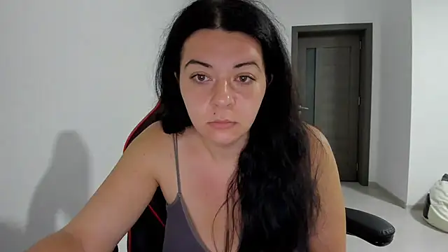 amiraisa11 online show from July 21, 2:47 am