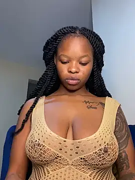 Snapshot of SexxyLunar chatting on March 3, 9:33 am SexxyLunar online show from March 3, 9:33 am