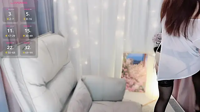 Snapshot of Liiniie-Lovers chatting on February 24, 11:52 pm Liiniie-Lovers online show from February 24, 11:52 pm