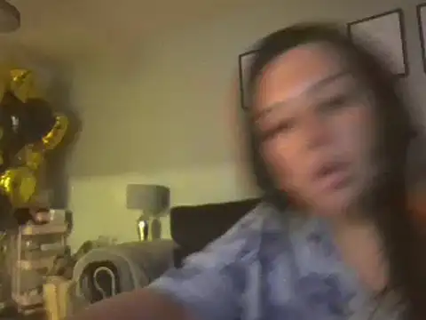 magical mia online show from February 22, 6:19 pm